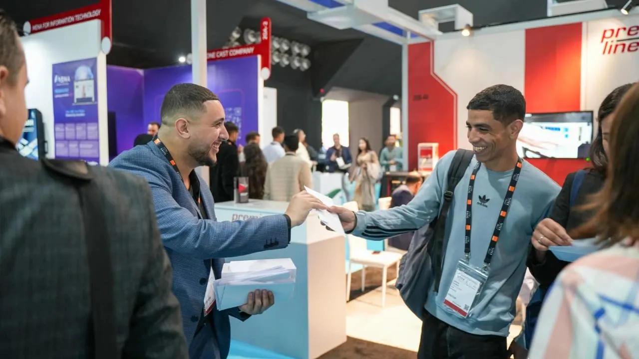 Distribution du faux chèque au GITEX