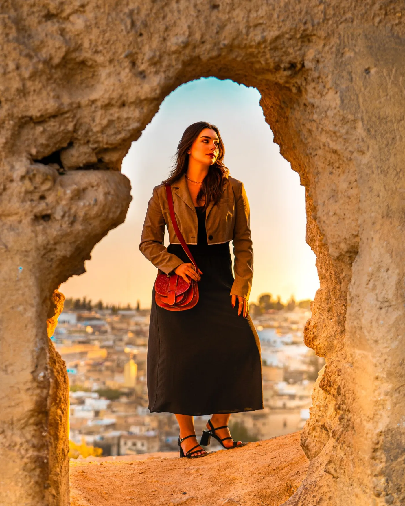 Shooting mode et maroquinerie sur les remparts de Fès